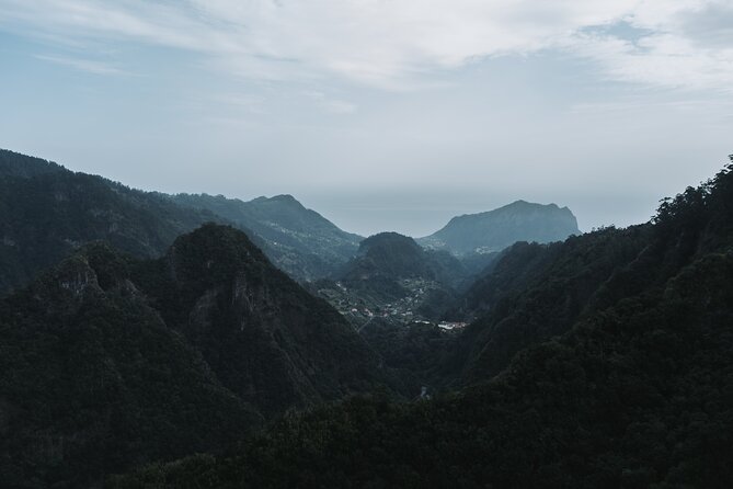 Jeep Tour to East ( Pico Arieiro, Santana, Faial, Caniçal) - Stop 1: Pico do Arieiro—mountain views plus a coffee break
