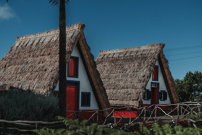 Jeep Tour to East ( Pico Arieiro, Santana, Faial, Caniçal) - Stop 3: Santana—typical houses and a lunch window you control
