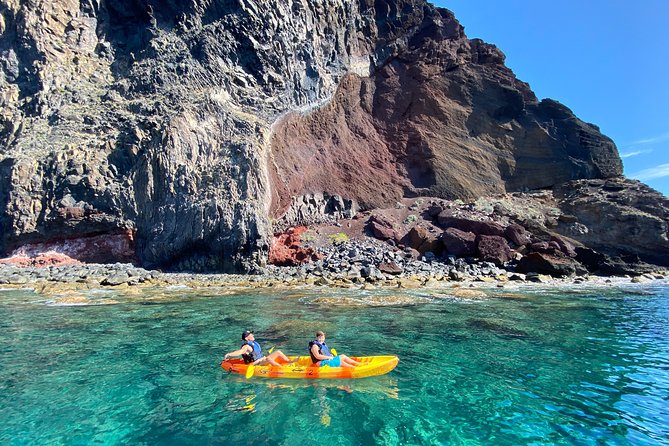Kayak Experience @ Ponta de São Lourenço - Life jackets, photos, and the real stuff: safety and comfort
