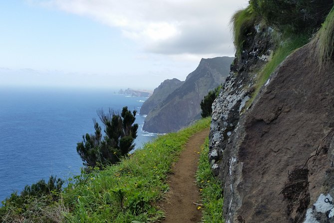 Larano Walking Tour - Following the Vereda Do Larano Path for Sea-and-Rock Views