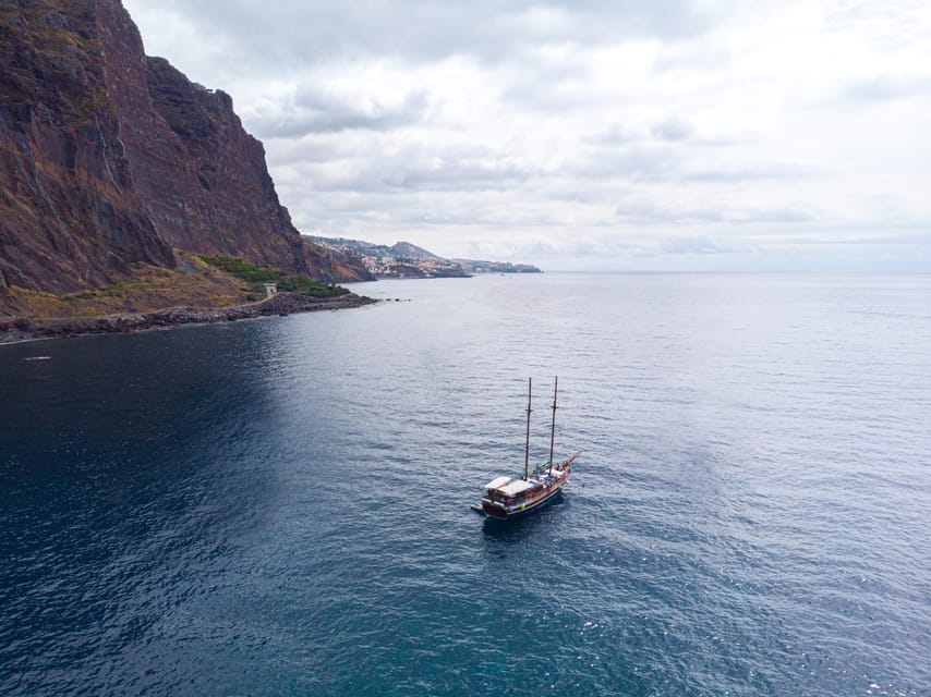 Madeira : 5 hour East Coast boat excursion - Ponta de São Lourenço Swim Stop: Short Snorkeling, Big Views