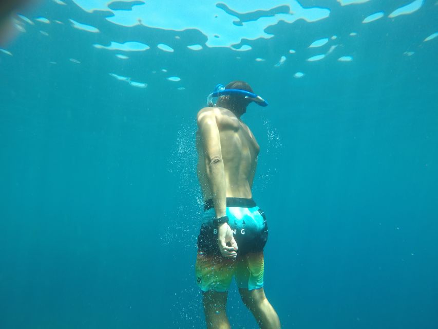 Madeira: Garajau Nature Reserve Kayak and Snorkel Tour - Getting Ready at the Cristiano Ronaldo Statue in Funchal