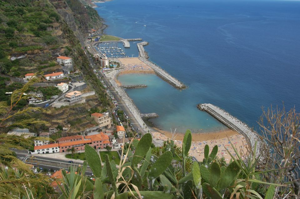 Madeira Island: Southwest Tour - Ponta do Sol to Moledos: sunny coast, then big fishing-village views