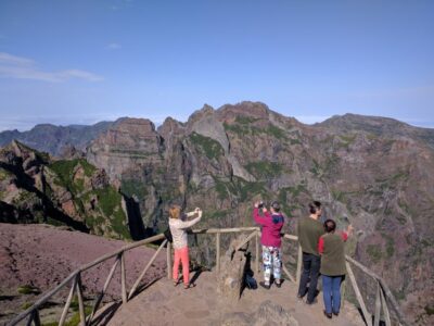 Madeira: Jeep tour Pico Areeiro, Santa Cruz and Cristo Rei - Starting in Funchal: Largo do Miranda and Miradouro do Alta Vista