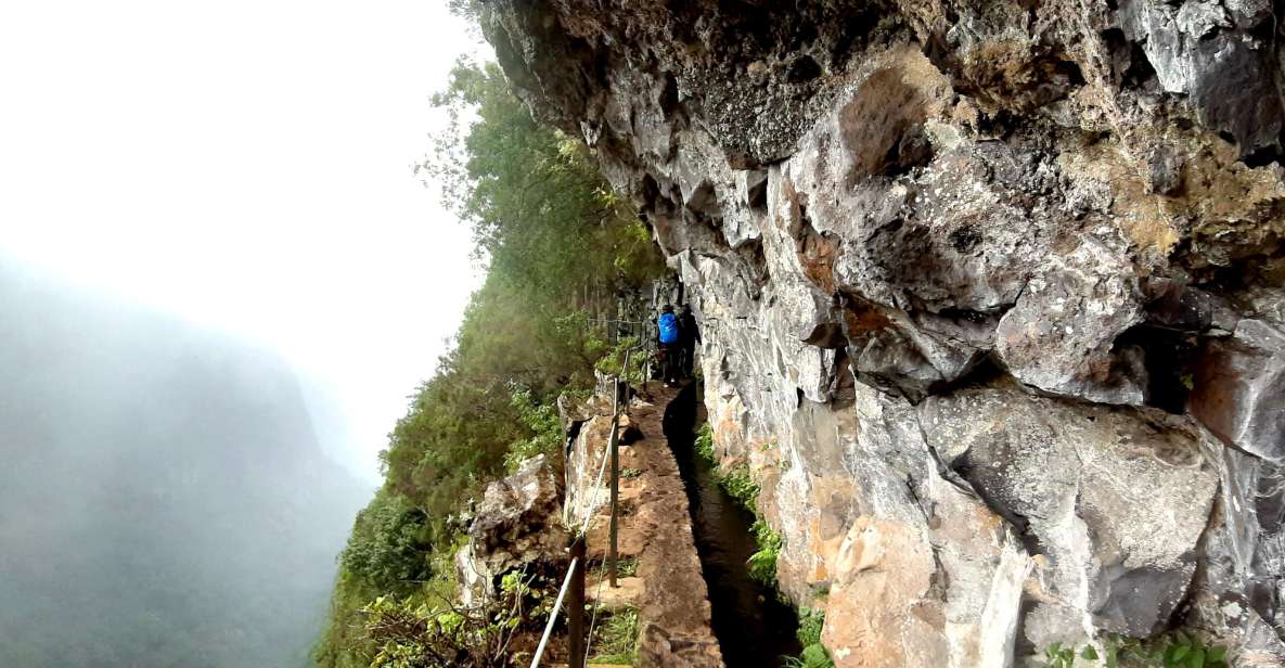 Madeira: Jungle Fever Levada Caldeirao Verde Hike Santana - Leaving the Trail: Santana Traditional Houses and the Senhor Manuel Visit