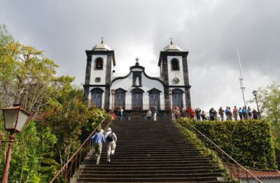 Madeira: Monte Sightseeing Tour & Toboggan Sled Ride - Largo da Fonte: gardens, the old station, and a local perspective