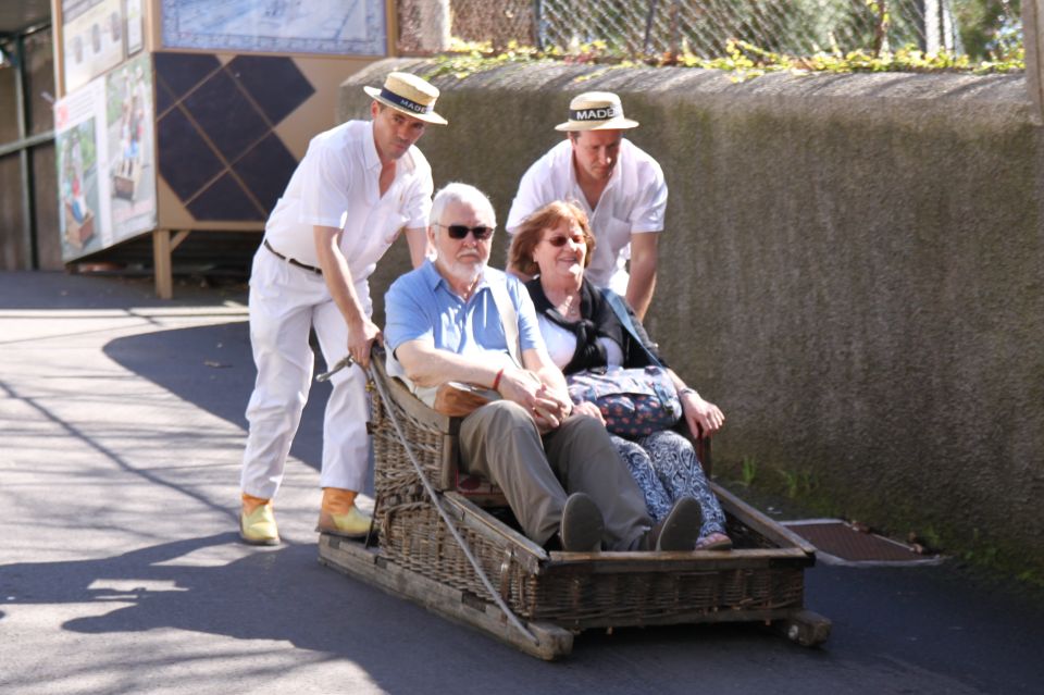 Madeira: Monte Sightseeing Tour & Toboggan Sled Ride - Toboggan sled ride: the main event down into Funchal