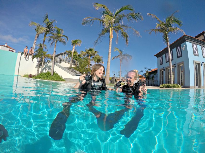Madeira: Open Water Diver First Certification Course - E-learning included: how to fit scuba theory into real travel time