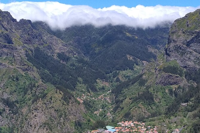 Madeira Pack 1 - Santana + Porto Moniz+ Curral das Freiras - Key highlights worth planning around