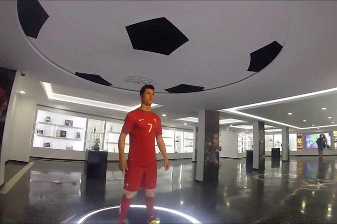 Madeira: Private Cristiano Ronaldo Tour with CR7 Museum - Museum logistics: what to expect inside