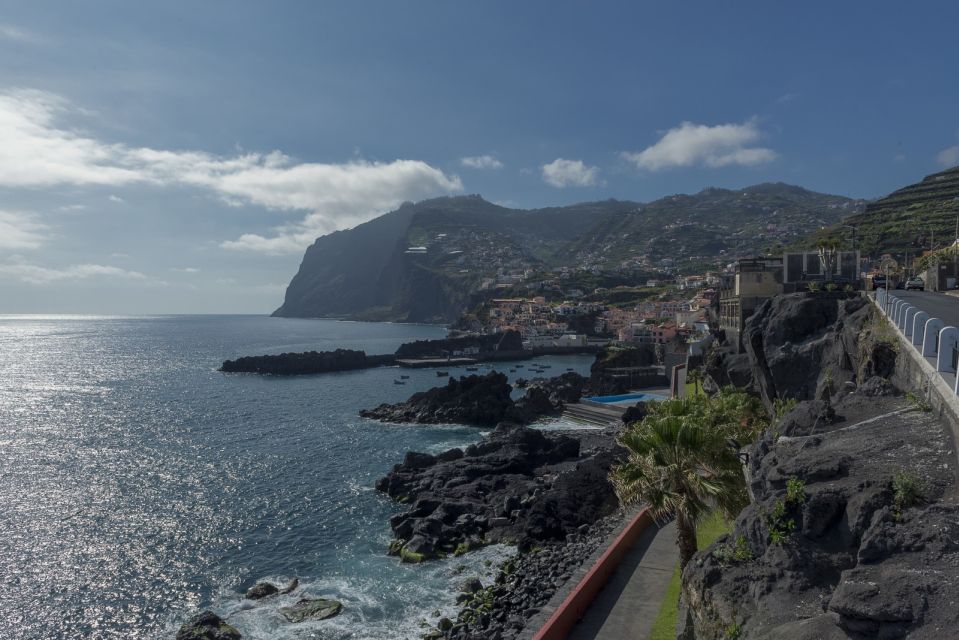 Madeira: Private Guided Cabo Girão Tour - Cabo Girão cliff and the glass skywalk: the moment you came for