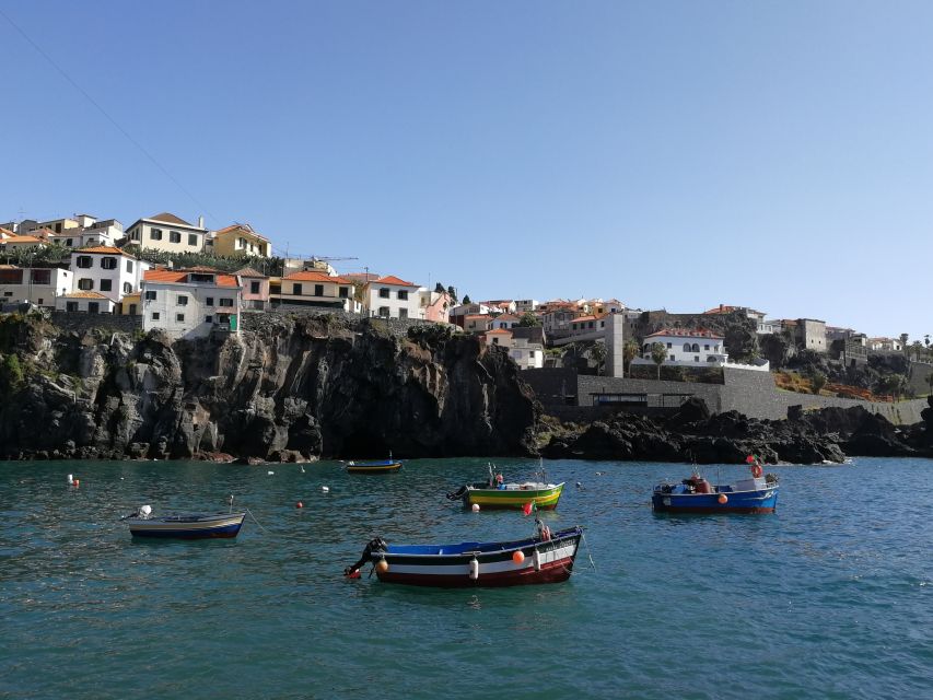 Madeira: Private Guided Cabo Girão Tour - Guide quality: how the best ones make it feel personal