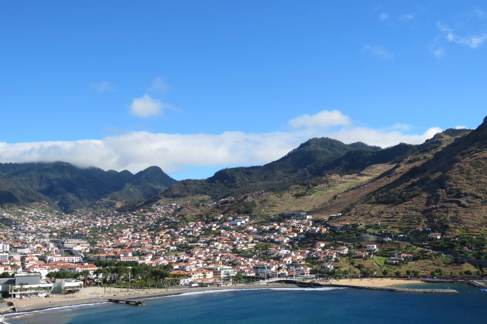 Madeira : Santana & Peaks full day tour by Open 4x4 - From Funchal into Madeira’s southeast: the day gets moving fast
