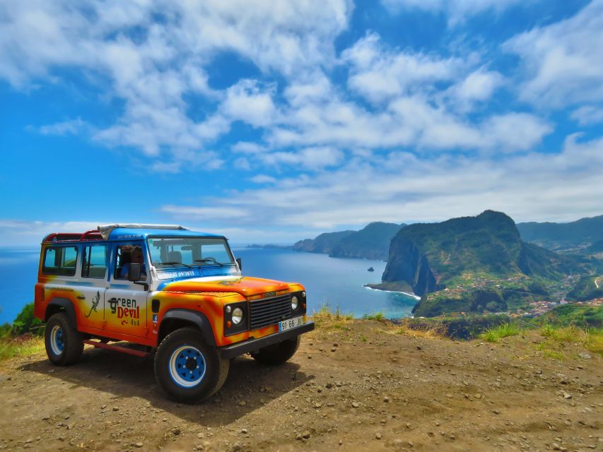 Madeira : Santana & Peaks full day tour by Open 4x4 - Guides and small-group energy: why this tour works