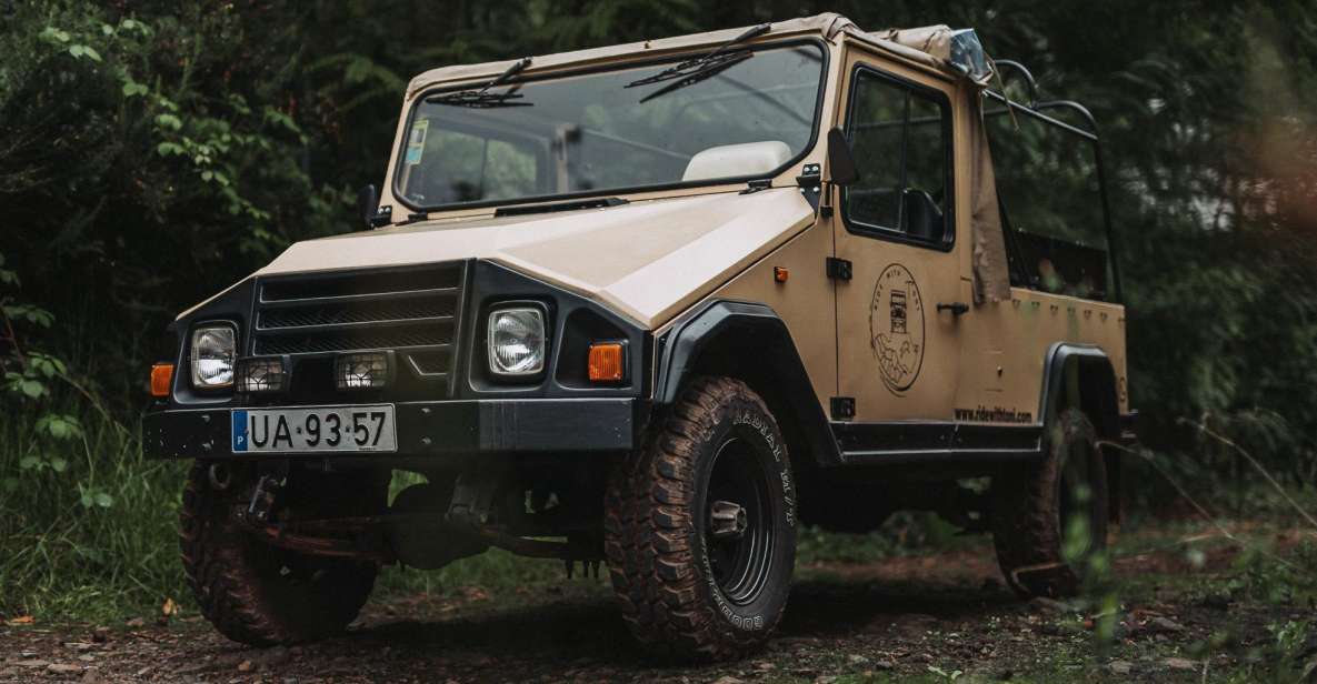 Madeira: Small group East tour ( Pico Arieiro , Santana) - A Vintage Jeep Day Across East Madeira