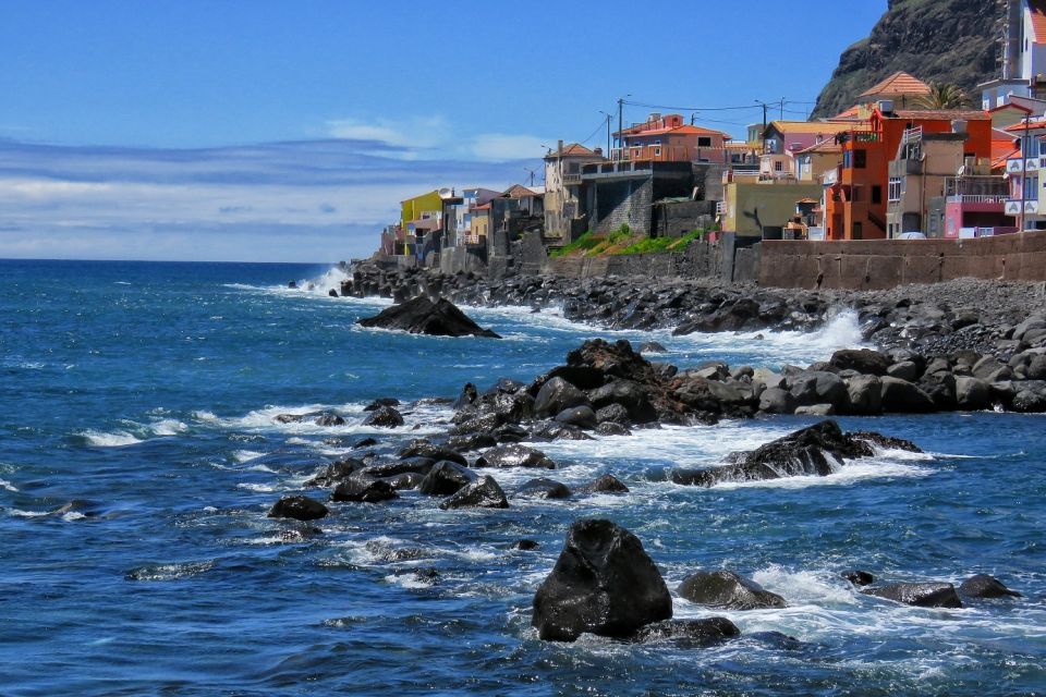 Madeira : Southwest coast, Run & Anjo´s Waterfall 4x4 Tour - Ponta do Sol, Fajã da Ovelha, and extra Ponta do Sol time: village feel plus viewpoint breaks