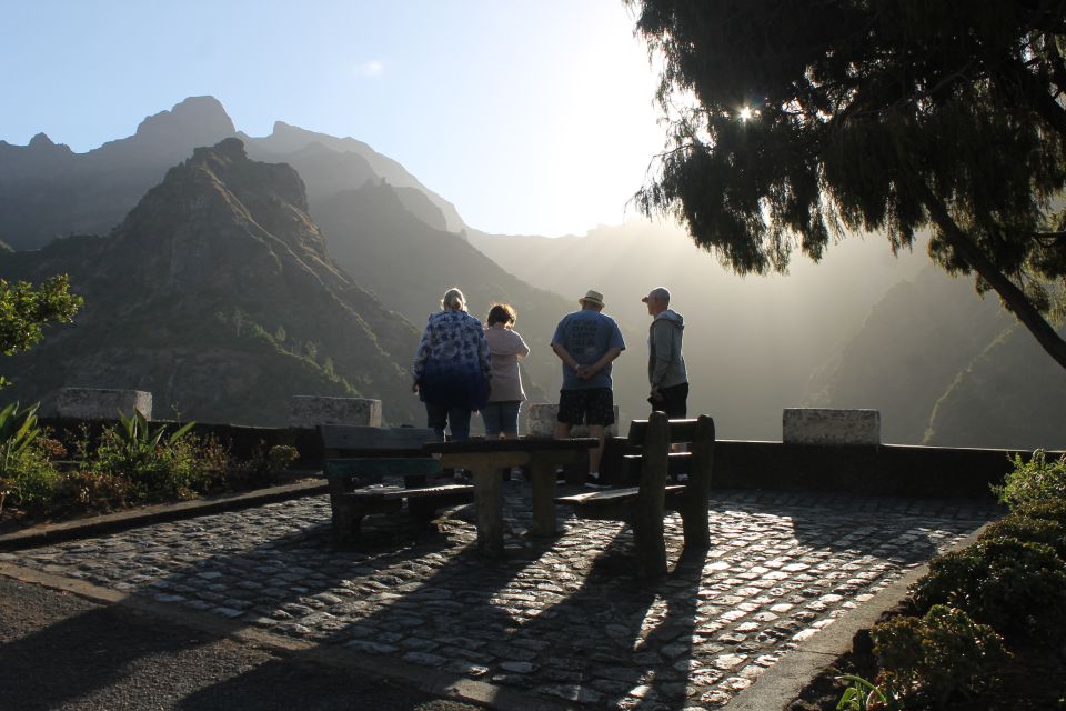 Madeira : Southwest coast, Run & Anjo´s Waterfall 4x4 Tour - Paul do Mar, Jardim do Mar, and Calheta again: seaside towns with different moods