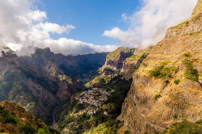 Madeira Valley of the Nuns Tour - Curral das Freiras: Valley of the Nuns village time (and the steep parts)