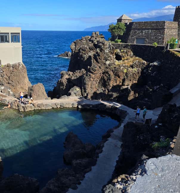 Madeira: Visit the Vulcanic Pools, Waterfalls and the Magic Forest of Fanal - Ribeira da Janela: sea cliffs and rock formations on the north coast