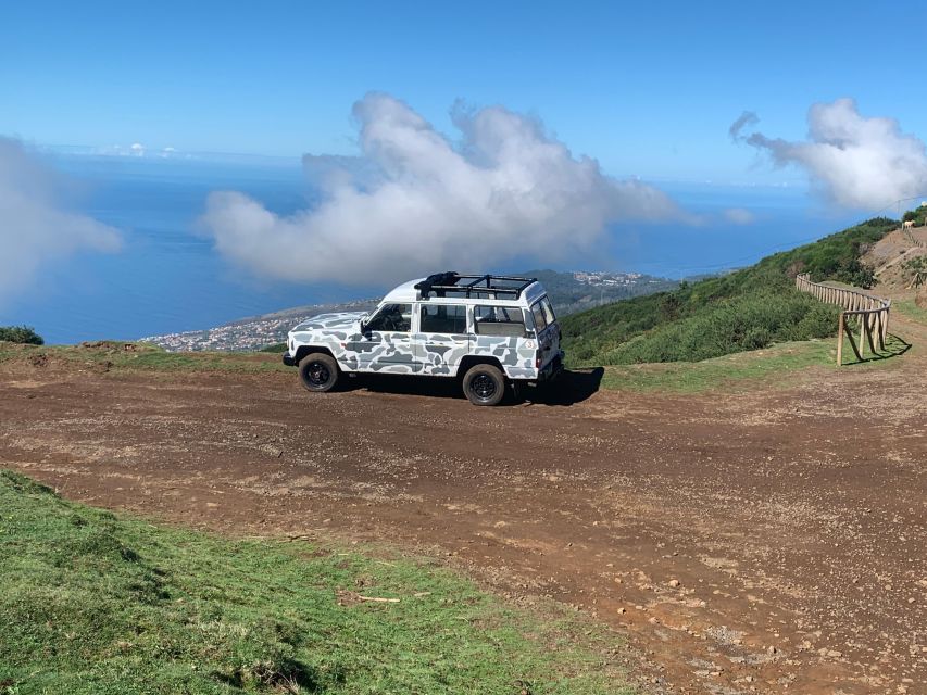 Madeira West Safari - The natural lava pools of Porto Moniz - Paul da Serra (1,400 m): The Levada Walk That Breaks Up the Day