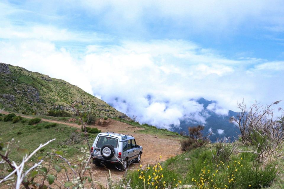 Madeira Wild West 4X4 Tour Safari - Laurisilva Off-Road in a Land Rover Discovery: The Fun Part Actually Gets Dirt Under Your Shoes
