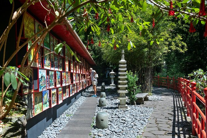 Monte Palace Tropical Garden tour with Cable Car - Pickup, tickets, and how to avoid day-of headaches