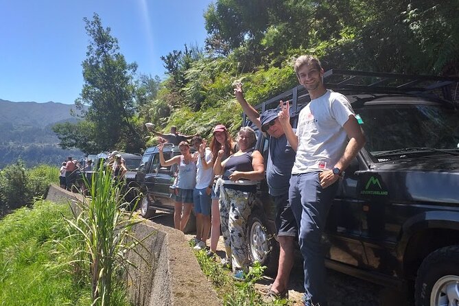 North Tour & Wine Tasting - 4x4 (Small Groups) - Santana thatched houses: seeing homes that are still lived in