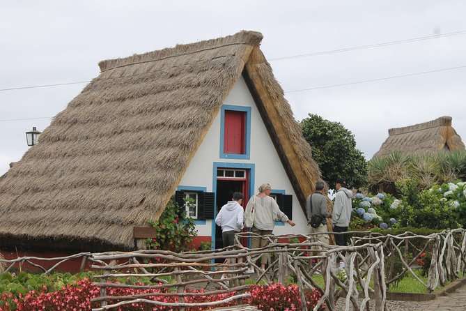 Northeast Santana Traditional Houses 4x4 Safari Full-Day Tour - Santana is the star: traditional thatched roofs and Casas Tipicas