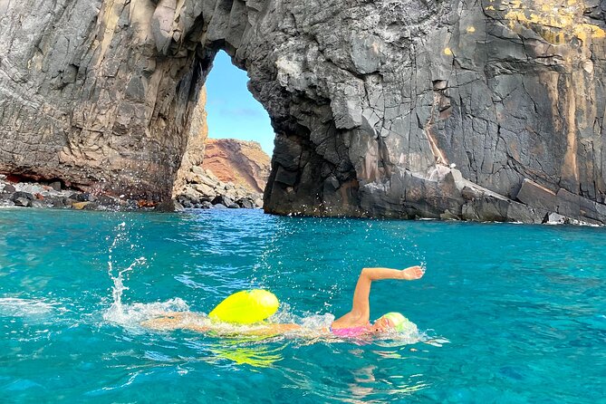 Open-Water Swimming in Madeira - The route back to Lido Galomar: finishing strong without rushing