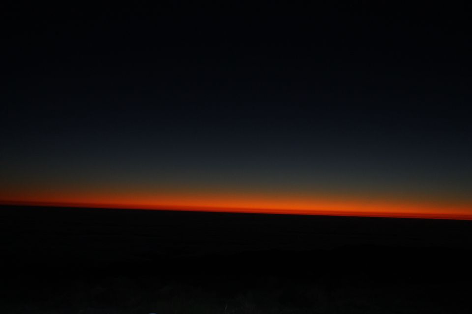 Pico do Arieiro: Private 4x4 Sunrise Trip with Hot Drinks - The on-mountain experience: two hours, photo stops, and real breathing room