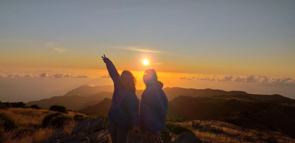 Pico do Arieiro: Private 4x4 Sunrise Trip with Hot Drinks - Who should book this sunrise trip (and who should skip it)