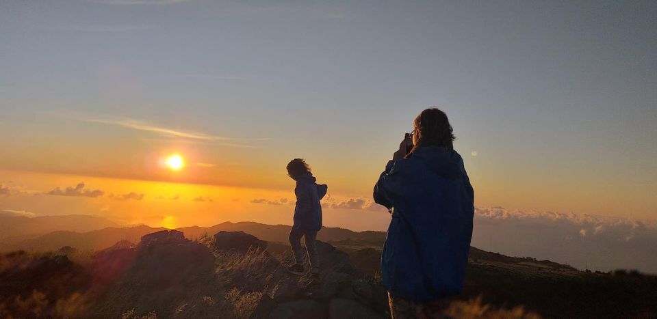 Pico do Arieiro: Private 4x4 Sunrise Trip with Hot Drinks - Private 4x4 to the top: comfort beats the early scramble