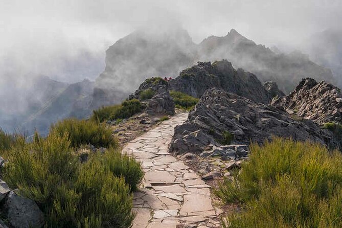 PR1 Pico do Arieiro Self-Guided Hiking Transfer (Morning slot) - Weather, Trail Closures, and the Tips You Get Before You Start