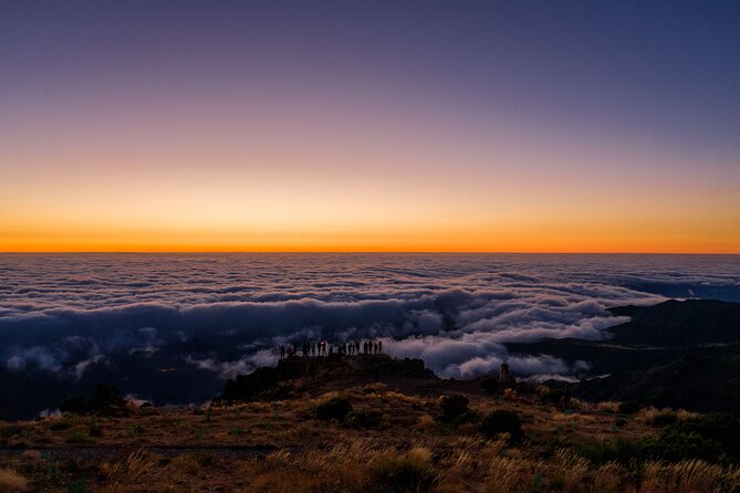 PR1 Sunrise Pico do Arieiro Self-Guided Hiking Transfer - Madeira’s early sky: why Pico do Arieiro at sunrise works