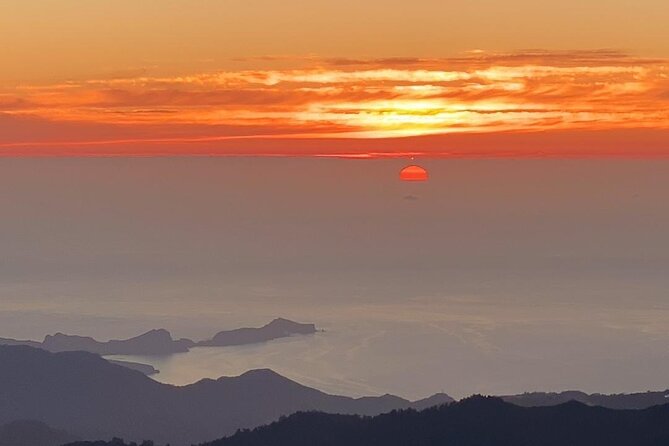 PR1 Sunrise Pico do Arieiro Self-Guided Hiking Transfer - What the weather really means up there (and what to pack)