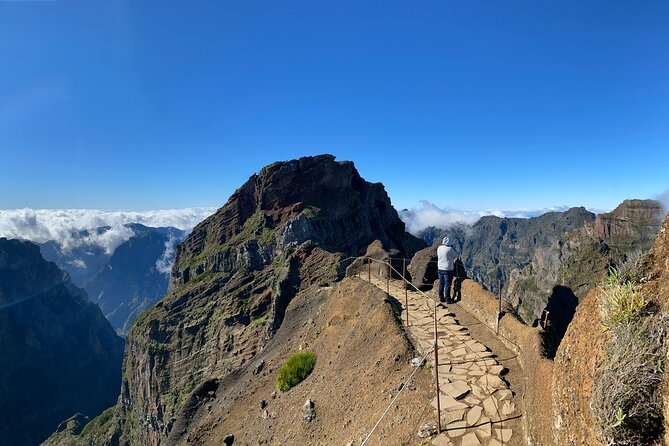 PR1 Sunrise Pico do Arieiro Self-Guided Hiking Transfer - The end-of-hike café: fuel and a place to reset
