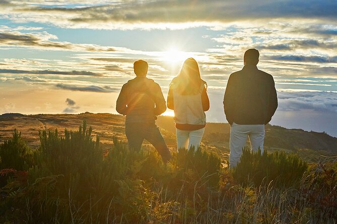 Private Breathtaking Sunrise Private Jeep Tour - Pico do Arieiro Sunrise: The Cloud Line Moment