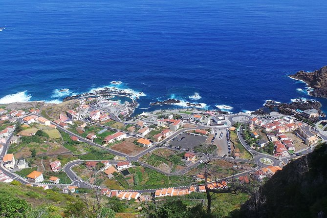 Private Full Day 4X4 Experience: East or West - Pico do Arieiro (1,818 m): High Views in a Tight 30 Minutes