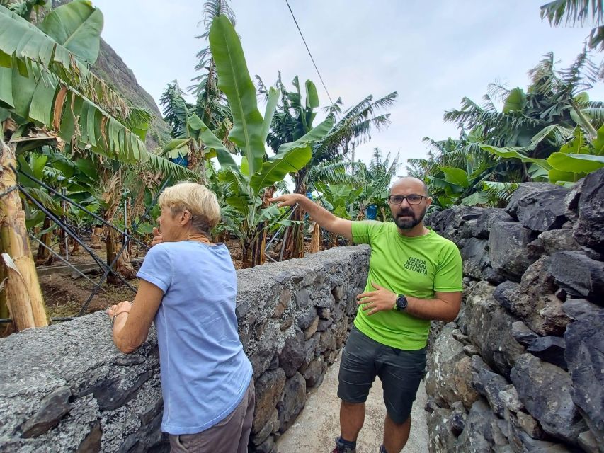 Private - Gastro Hike with Levada Walk and Local Food - Funchal food stop: where the meal starts to feel local