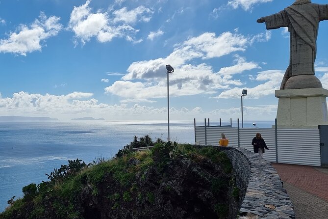 Private Half day tour (8 seat Mercedes Vito) - Stop 3: Miradouro da Eira do Serrado at 1095 m