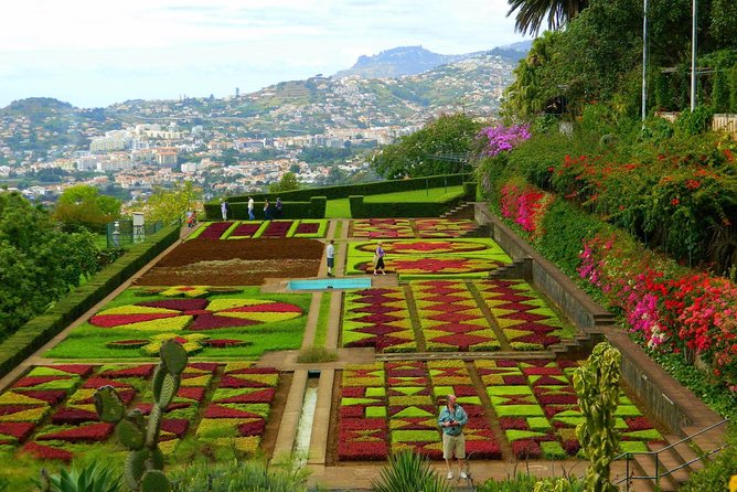 Private Half day tour around Madeira Island - A short private Madeira highlights run from Funchal