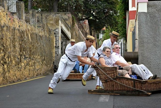 Private Service The Monte Toboggan Sledge Halfday Tour - A half-day that fits real itineraries in Funchal
