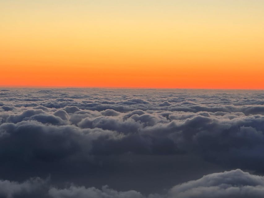 Private Sunrise Pico Areeiro and Hike (optional) - The PR1 Vereda do Areeiro section: what the 2-hour hike feels like