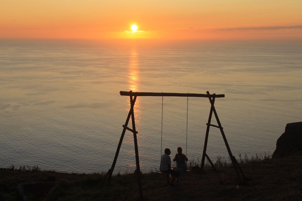 Private Swing Special place w/ Wine and Fruits 4x4 jipe tour - Cascata dos Anjos and Ponta do Sol: a short stop that sets the mood