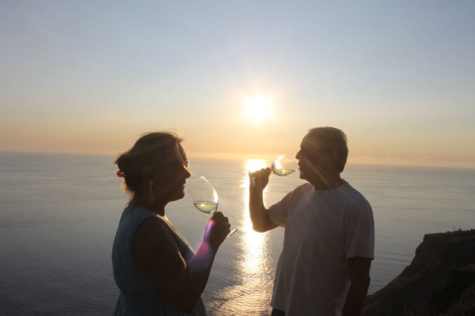 Private Swing Special place w/ Wine and Fruits 4x4 jipe tour - Should you book this private 4x4 wine-and-fruit tour?