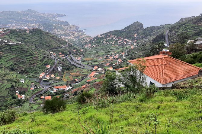 Private Tour Halfday South Madeira - Campanário and the “passing moments” that matter