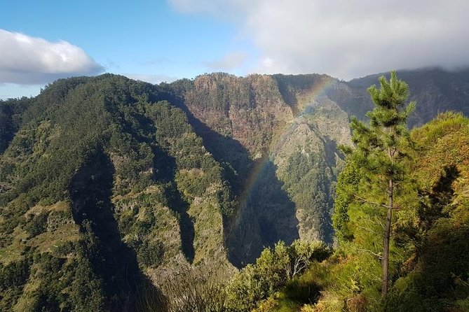 Private Tour Nun's Valley Halfday - Transport and comfort for a short, scenic half-day