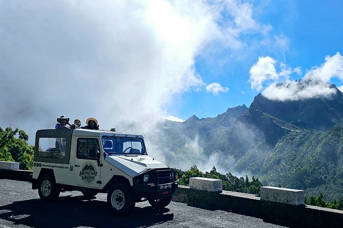 Private Tour on Madeira Island (max 6 people) - Câmara de Lobos Bay: Churchills, Boats, and a Real Fishing Town Feel