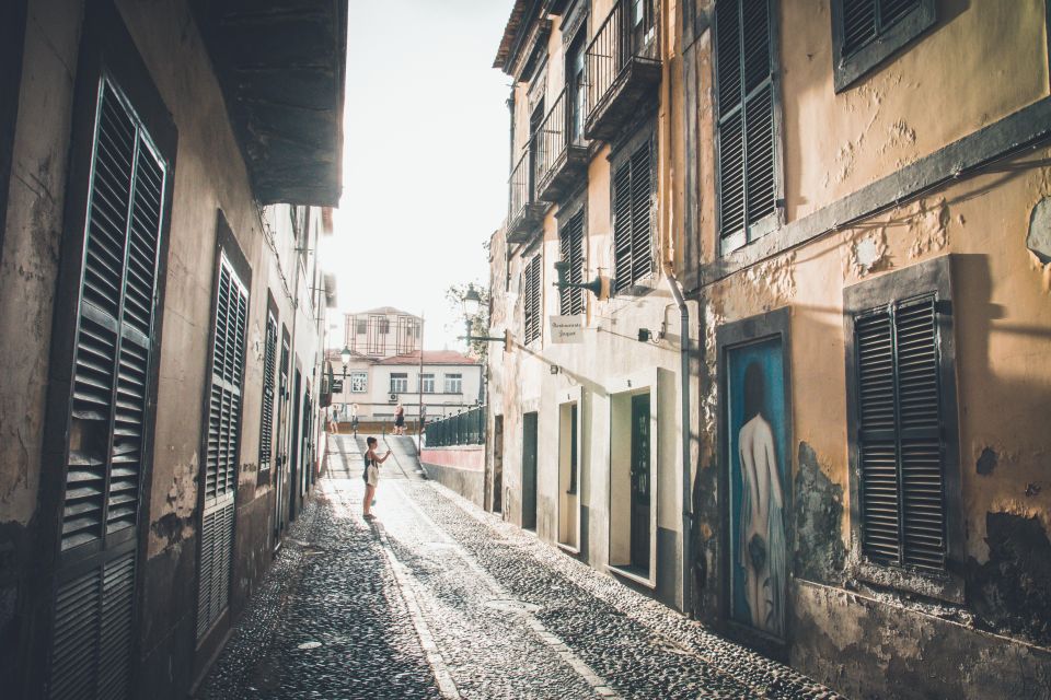 Private Tour:Historical Old Town 1-Hour Tour by Tuk Tuk - Should You Book This Private Tour?