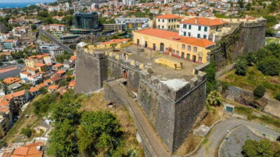 Private Vespa Tour Funchal & Câmara Lobos (3hrs) - Starting in Funchal at Rua Princesa Dom Amélia (and getting set up fast)